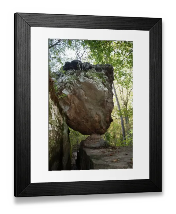 Framed Print : Hiking trail Giant City State Park part of the Shawnee National Forest in southern Illinois Framed Print : Hiking trail Giant City State Park part of the Shawnee National Forest in southern Illinois