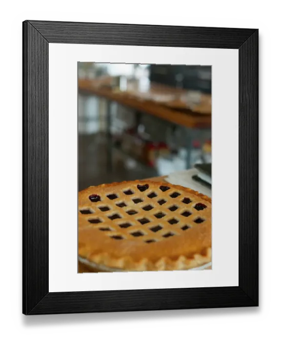 Framed Print : Freshly baked berry pie in bakery in Amish country in northern Indiana Framed Print : Freshly baked berry pie in bakery in Amish country in northern Indiana