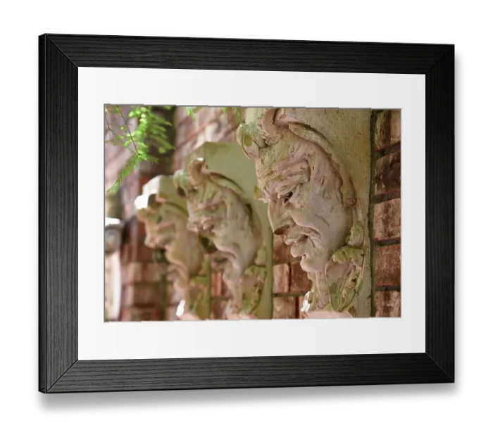 Framed Print : Carved faces at Rockefeller Park Greenhouse and Botanical Garden in Cleveland Framed Print : Carved faces at Rockefeller Park Greenhouse and Botanical Garden in Cleveland