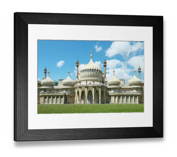 Framed Print : Brighton, England, United Kingdom. Royal Pavillion and Gardens Framed Print : Brighton, England, United Kingdom. Royal Pavillion and Gardens