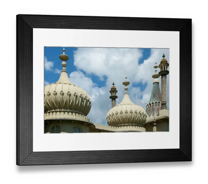 Framed Print : Brighton, England, United Kingdom. Royal Pavillion and Gardens