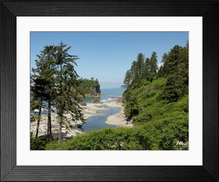 Framed Print : Overview of Ruby Beach, Olympic Peninsula, Washington State. Freshwater stream runs down to the sea. Driftwood. Sea stack Framed Print : Overview of Ruby Beach, Olympic Peninsula, Washington State. Freshwater stream runs down to the sea. Driftwood. Sea stack