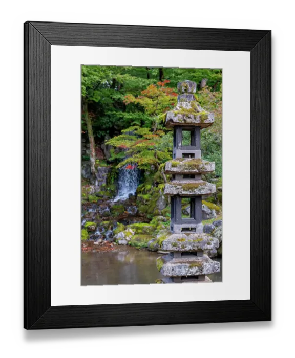 Framed Print : Stone lantern, Kenrokuen Garden, Kanazawa, Japan