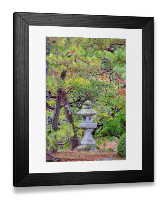 Framed Print : Stone lantern, Kenrokuen Garden, Kanazawa, Japan
