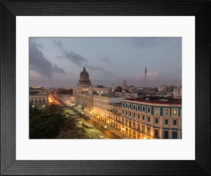 Framed Print : Cuba, Havana. El Capitolio. National Capitol Building and Gran Teatro de la Habana Framed Print : Cuba, Havana. El Capitolio. National Capitol Building and Gran Teatro de la Habana