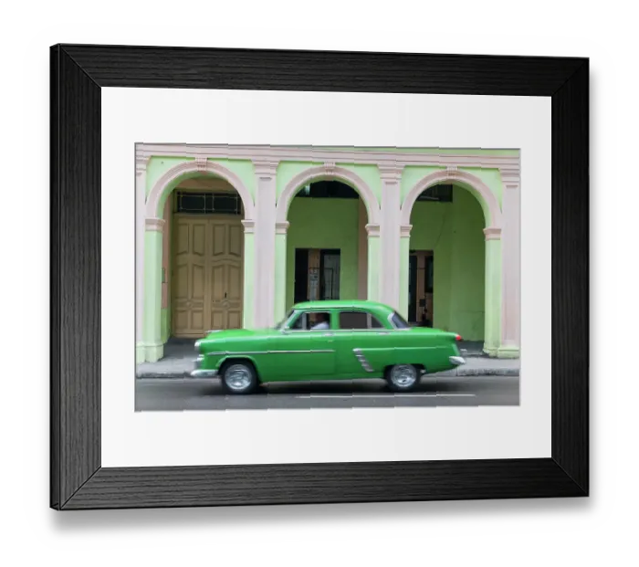 Framed Print : Cuba, Havana. Vintage 1952 Ford Customline. (Editorial Use Only)