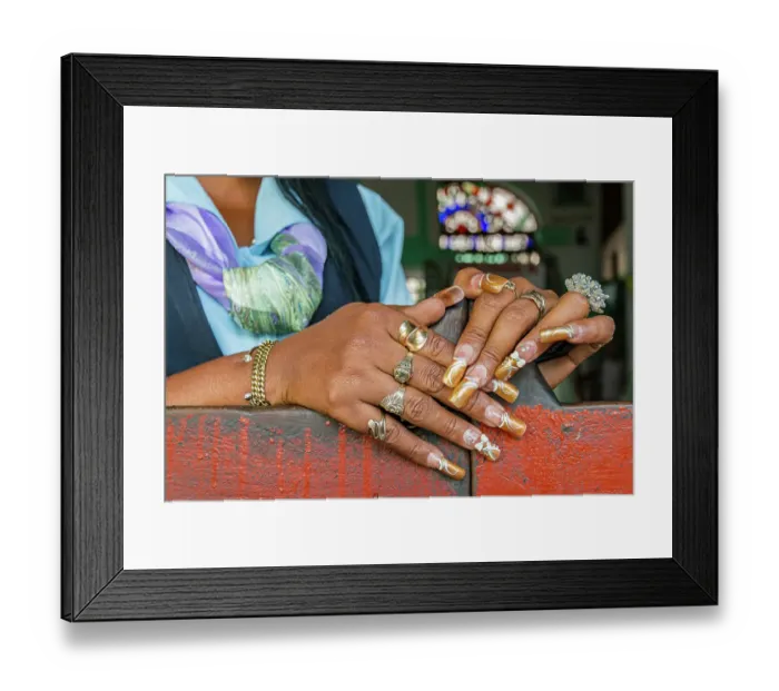 Framed Print : Cuba, Havana. Old Havana, Habana Vieja, Street vendors, fingernails, highly decorated Framed Print : Cuba, Havana. Old Havana, Habana Vieja, Street vendors, fingernails, highly decorated