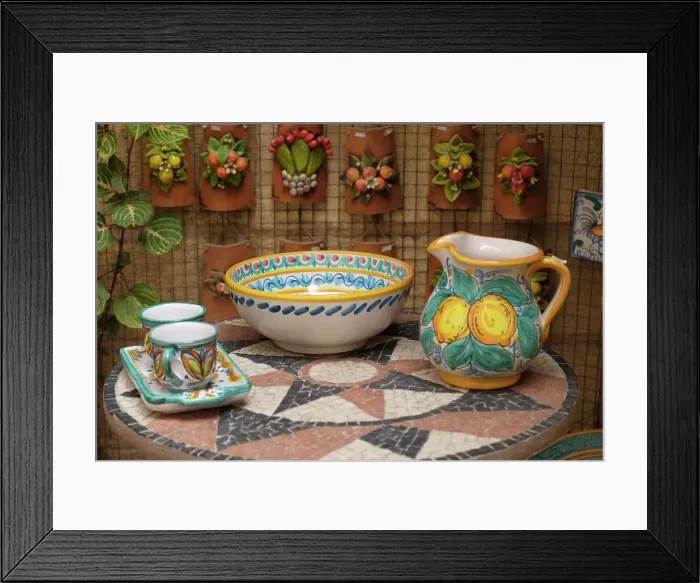 Framed Print : Monreale, Sicily. Traditional Italian pottery. (Editorial Use Only) Framed Print : Monreale, Sicily. Traditional Italian pottery. (Editorial Use Only)