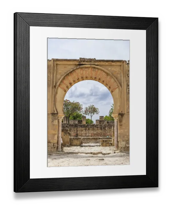 Framed Print : Medina Azahara, Cordoba, Andalusia, Spain. Ruins at the archaeological site of Medina Azahara, a Moorish fortified palace outside of Cordoba