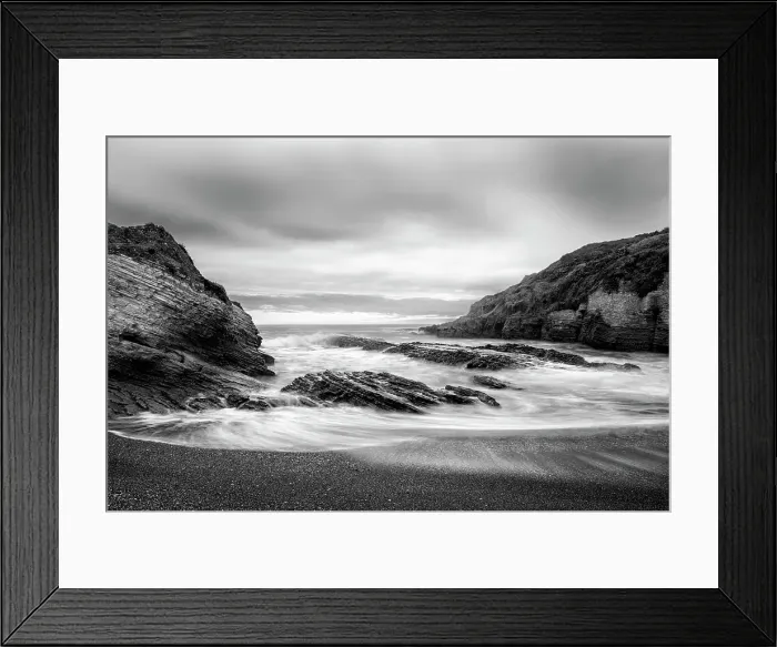Framed Print : USA, California, Central Coast, Los Osos. Montana de Oro State Park, Ocean flows around small cove Framed Print : USA, California, Central Coast, Los Osos. Montana de Oro State Park, Ocean flows around small cove