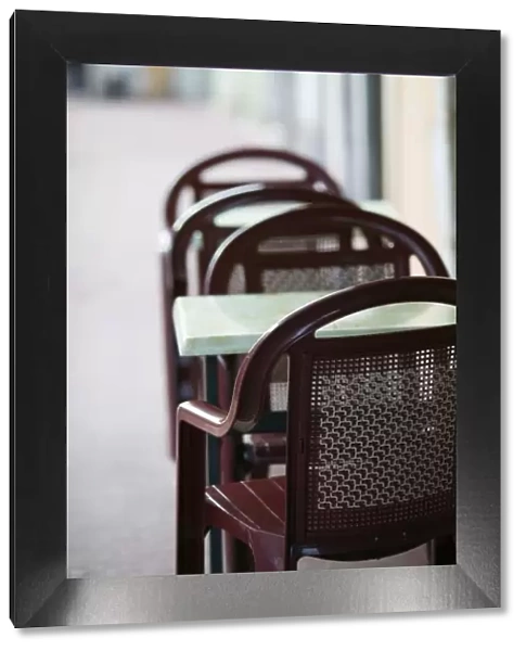 France, French Alps (Haute, Savoie), ANNECY: Cafe Table & Chairs along Canal de Thiou