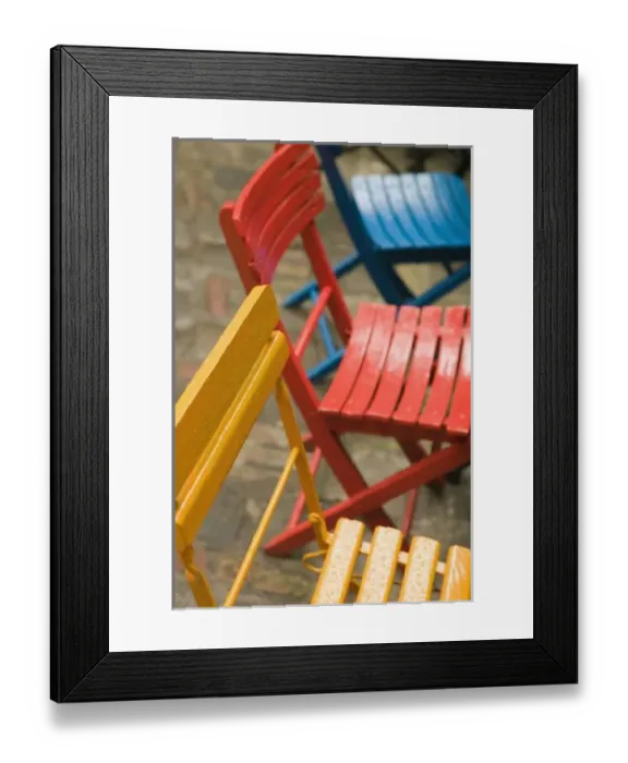 Framed Print : AUSTRIA, Vienna: Kunsthaus Wien  /  Art Museum designed by F. Hundertwasser Outdoor