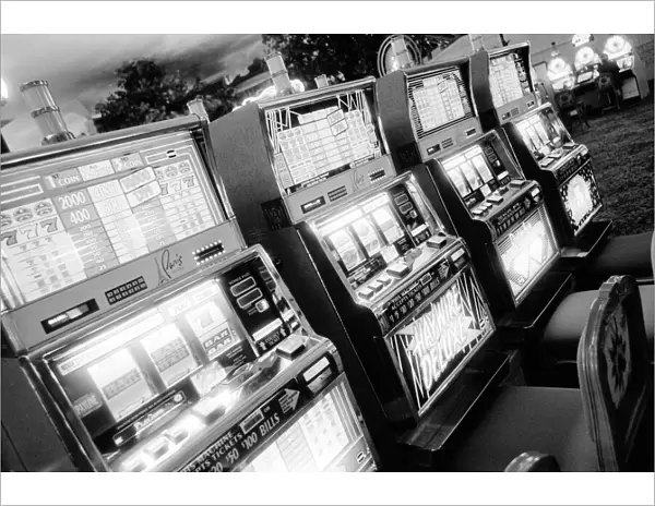 USA, Nevada, Las Vegas: Casino Slot Machines  /  Interior