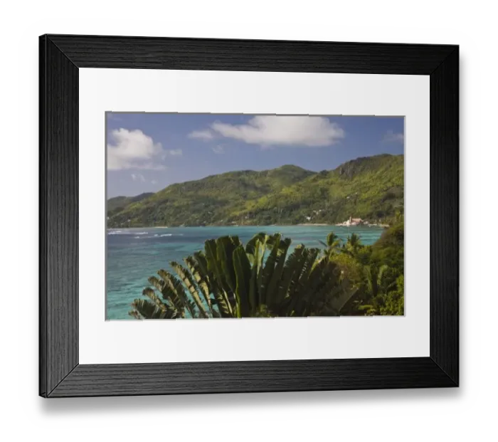 Framed Print : Seychelles, Mahe Island, Anse Royale Bay, view from Le Relax Hotel Framed Print : Seychelles, Mahe Island, Anse Royale Bay, view from Le Relax Hotel