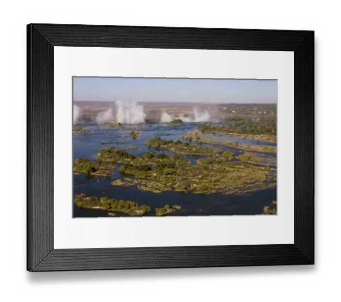 Framed Print : Victoria Falls, Zambesi River, Zambia - Zimbabwe border Framed Print : Victoria Falls, Zambesi River, Zambia - Zimbabwe border