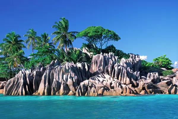 Seychelles. Ilot St. Pierre (near Praslin Island)