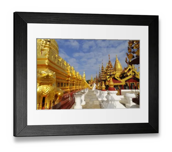 Framed Print : Shwezigon Pagoda complex in Bagan (Pagan), Myanmar (Burma) Framed Print : Shwezigon Pagoda complex in Bagan (Pagan), Myanmar (Burma)