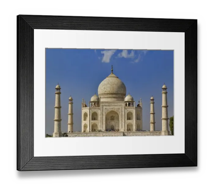 Framed Print : Taj Mahal mausoleum / Agra, India Framed Print : Taj Mahal mausoleum / Agra, India