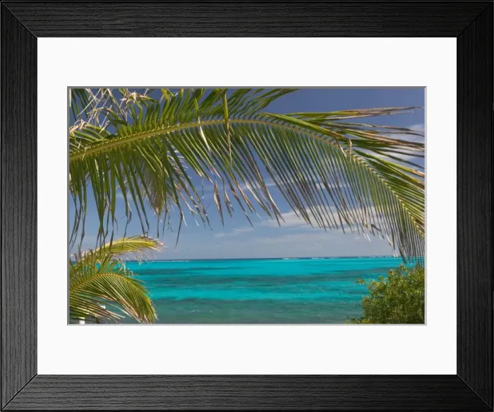 Framed Print : BAHAMAS, Abacos, Loyalist Cays, Man O War Cay: Town View of the Atlantic Ocean