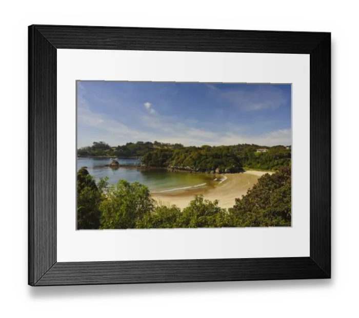Framed Print : New Zealand, Southland, Stewart Island, Halfmoon Bay Framed Print : New Zealand, Southland, Stewart Island, Halfmoon Bay