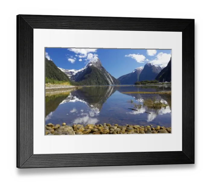 Framed Print : Mitre Peak, Milford Sound, Fiordland National Park, South Island, New Zealand