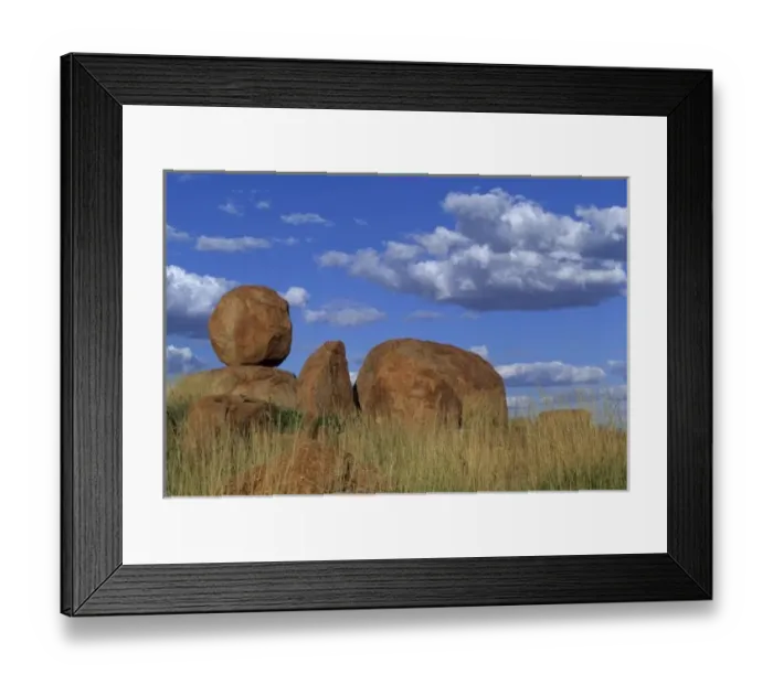 Framed Print : Australia, Devils Marbles. Spherical sandstone boulders sculpted over thousands of years Framed Print : Australia, Devils Marbles. Spherical sandstone boulders sculpted over thousands of years