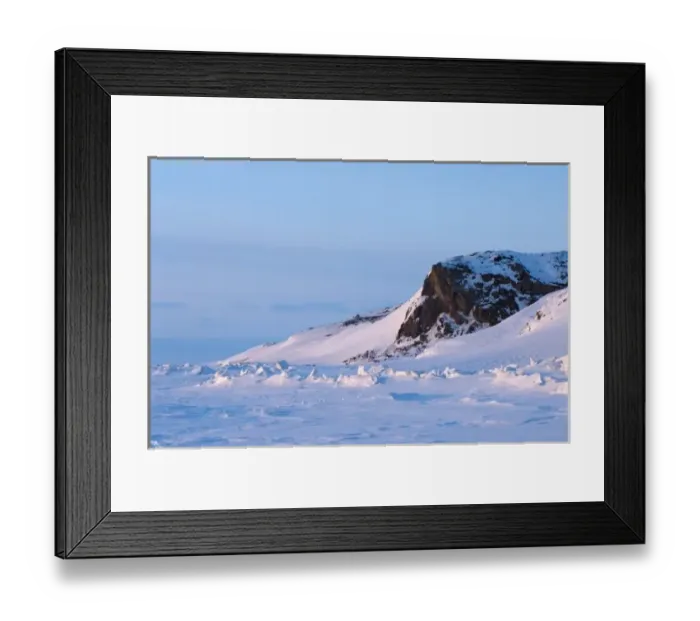 Framed Print : winter landscape on Herschel island, on the frozen Arctic ocean, off the Mackenzie river delta Framed Print : winter landscape on Herschel island, on the frozen Arctic ocean, off the Mackenzie river delta