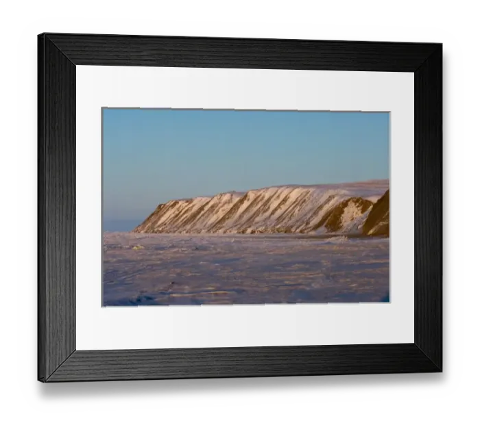 Framed Print : winter landscape on Herschel island, on the frozen Arctic ocean, off the Mackenzie river delta Framed Print : winter landscape on Herschel island, on the frozen Arctic ocean, off the Mackenzie river delta