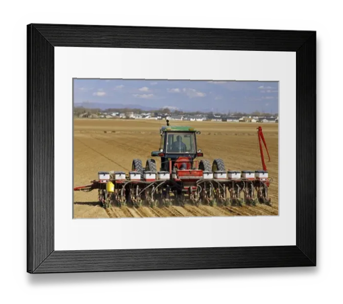 Framed Print : Tractor pulling Framed Print : Tractor pulling