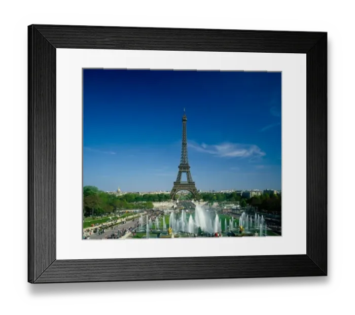 Framed Print : Eiffel Tower, Paris, France