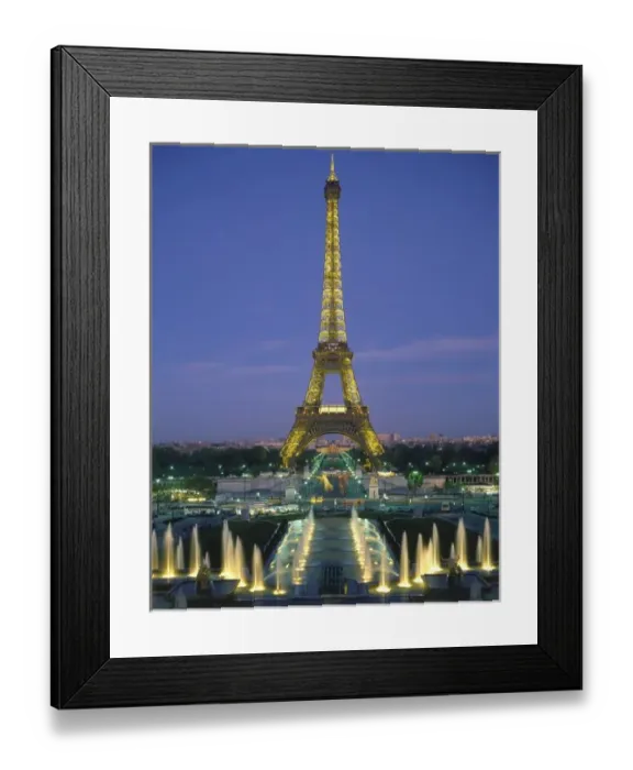Framed Print : Eiffel Tower, Paris, France
