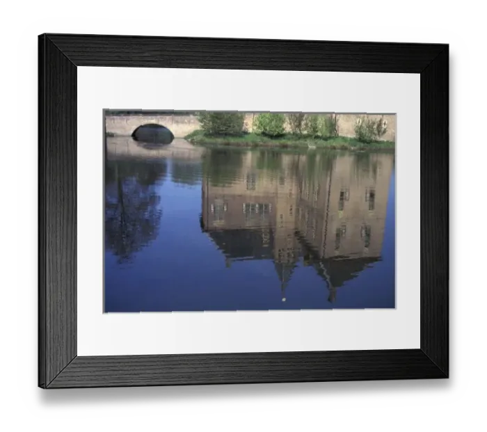 Framed Print : Europe, Netherlands, Vorden Vorden Castle reflection