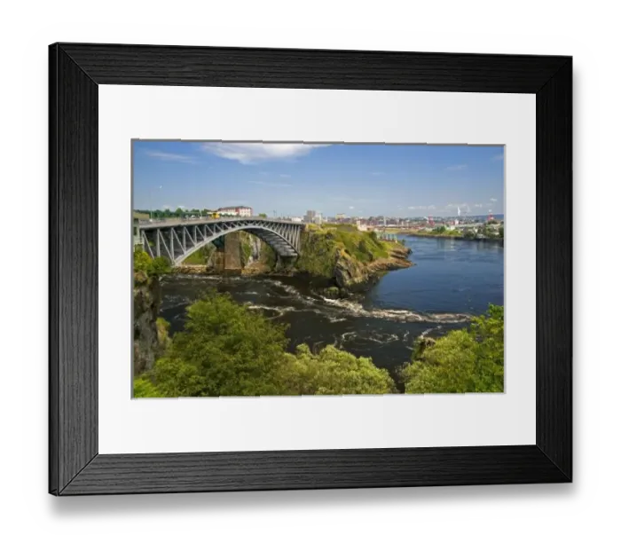 Framed Print : Reversing falls on the St. John River at St. John, New Brunswick, Canada Framed Print : Reversing falls on the St. John River at St. John, New Brunswick, Canada