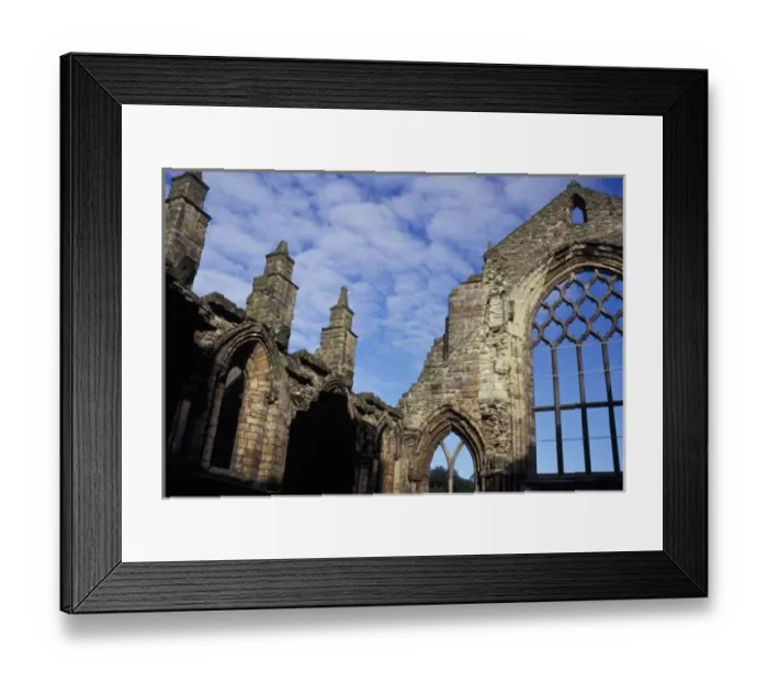 Framed Print : United Kingdom, Scotland, Edingurgh. Ruined Abbey at Holyroodhouse Palace