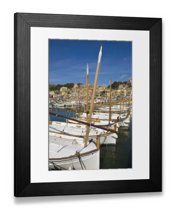 Framed Print : Marina, Port de Soller, West coast, Mallorca, Spain Framed Print : Marina, Port de Soller, West coast, Mallorca, Spain