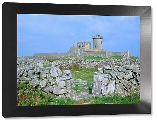 Ireland, Inishmore, Aran Island, Dun Aengus Fort