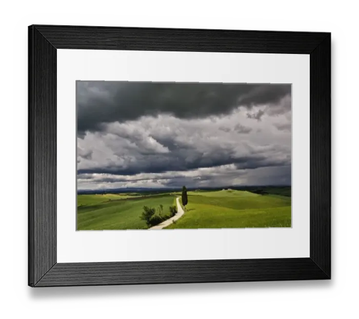 Framed Print : Road and storm clouds, rural Tuscany region, Itay Framed Print : Road and storm clouds, rural Tuscany region, Itay