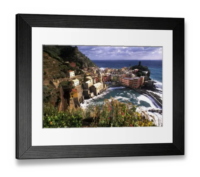 Framed Print : Beautiful Village of Vernazza in the Cinque Terre Area of Italy along Ocean Framed Print : Beautiful Village of Vernazza in the Cinque Terre Area of Italy along Ocean