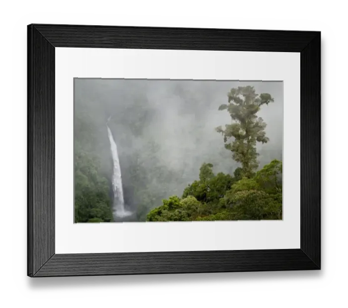 Framed Print : Costa Rica, cloud forest in mountains near La Paz, San Fernando Waterfall Framed Print : Costa Rica, cloud forest in mountains near La Paz, San Fernando Waterfall