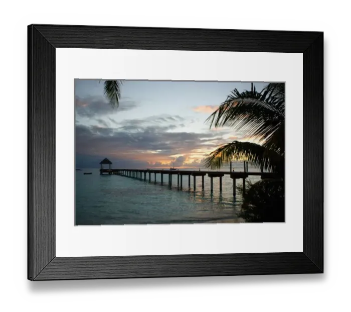 Framed Print : Le Maitai Dream Fakarava Resort. Fakarava, Tuamotus, French Polynesia