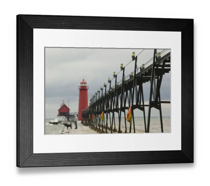 Framed Print : USA, Michigan, Lake Michigan Shore, Grand Haven: Grand Haven Lighthouse / Early Winter Framed Print : USA, Michigan, Lake Michigan Shore, Grand Haven: Grand Haven Lighthouse / Early Winter