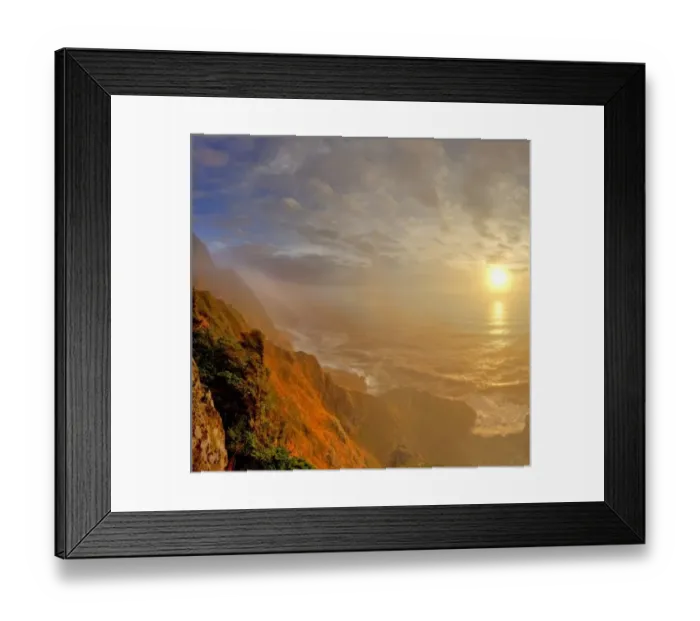 Framed Print : Sun sets over the Pacific Ocean from Heceta Head near Florence, Oregon, USA