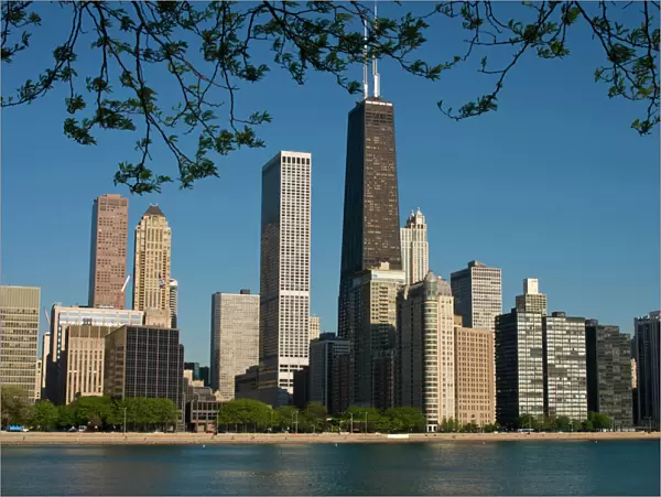 Chicago skyline and Lake Michigan, Lake Shore Drive and Michigan Avenue