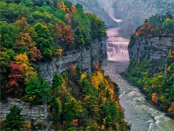 USA, New York, Letchworth State Park. River and waterfall in canyon. Credit as: Jay