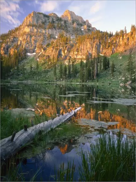 UTAH. USA. Mount Magog reflected in White Pine Lake at sunrise. Bear River Range