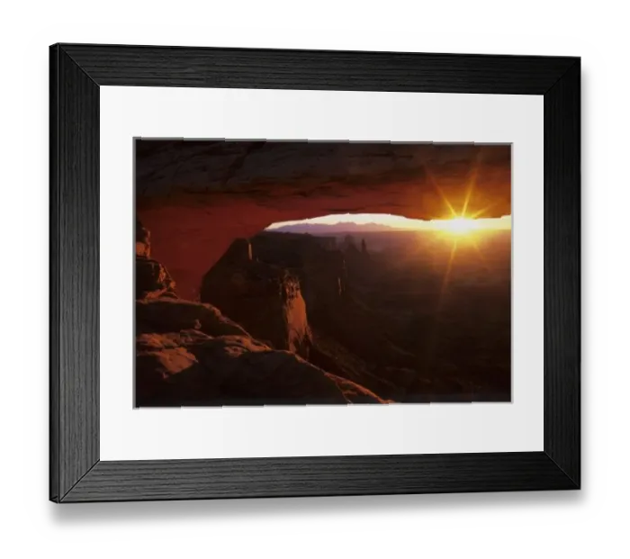 Framed Print : North America, U. S. A. Utah, Canyonlands National Park, Mesa Arch, Island in the Sky