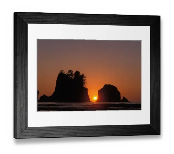Framed Print : sunset at Point of the Arches along the Pacific coast in Olympic National Park, Washington