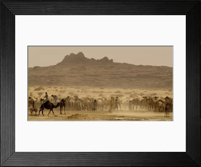 Framed Print : Mauritania, Akreijit, Touijinet well Framed Print : Mauritania, Akreijit, Touijinet well