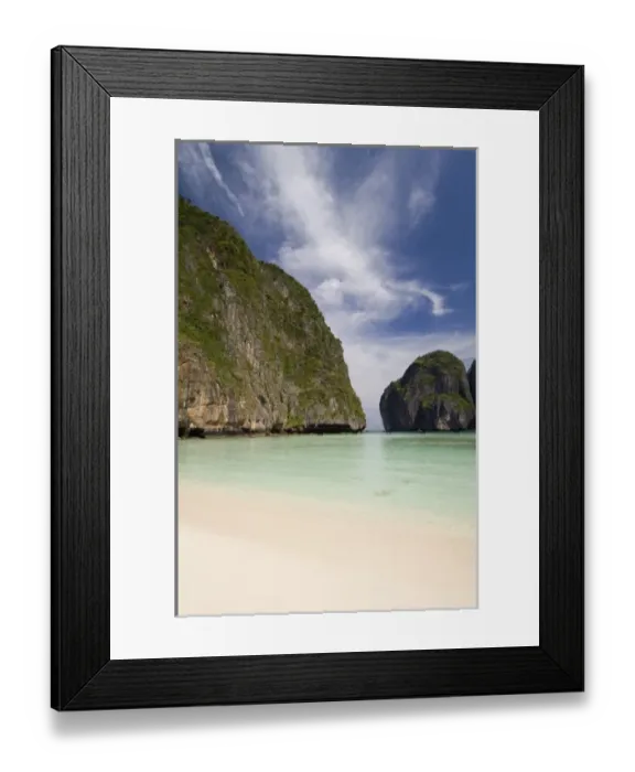 Framed Print : Thailand, Phi Phi Lay Island, Maya Bay Framed Print : Thailand, Phi Phi Lay Island, Maya Bay