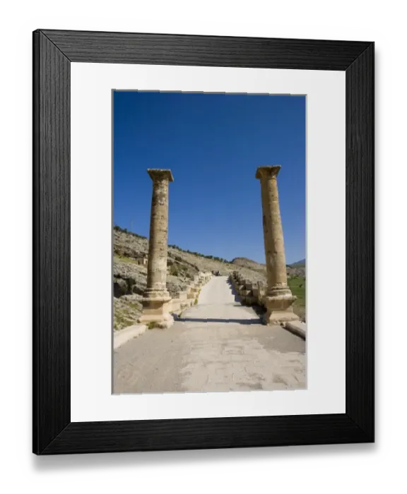 Framed Print : Severan Bridge built to honor the Roman Emperor Lucius Septimius Severus, his second wife